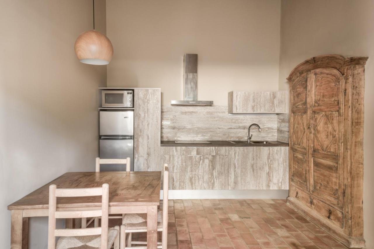 Apartamentos En La Rectoria De 레젠코스 외부 사진